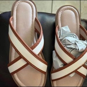 girl sandles 2.5y